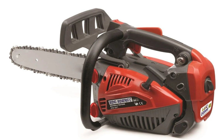 Lightweight 25 cm petrol chainsaw for pruning and small wood cutting tasks.