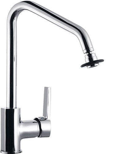 Articulated kitchen sink faucet with 360 degree swivel spout and limescale-resistant aerator

