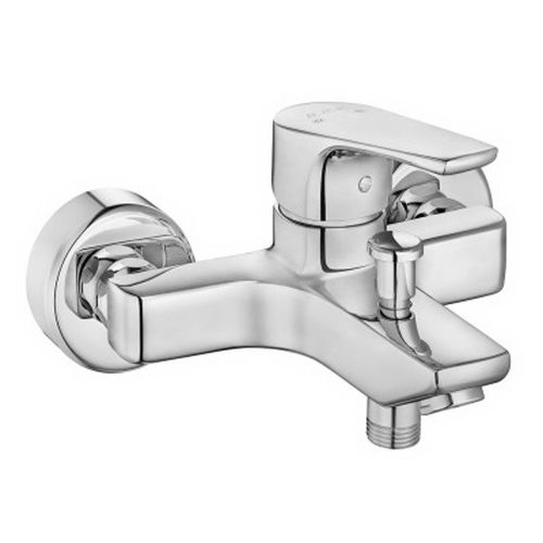 Chrome bath faucet with diverter
