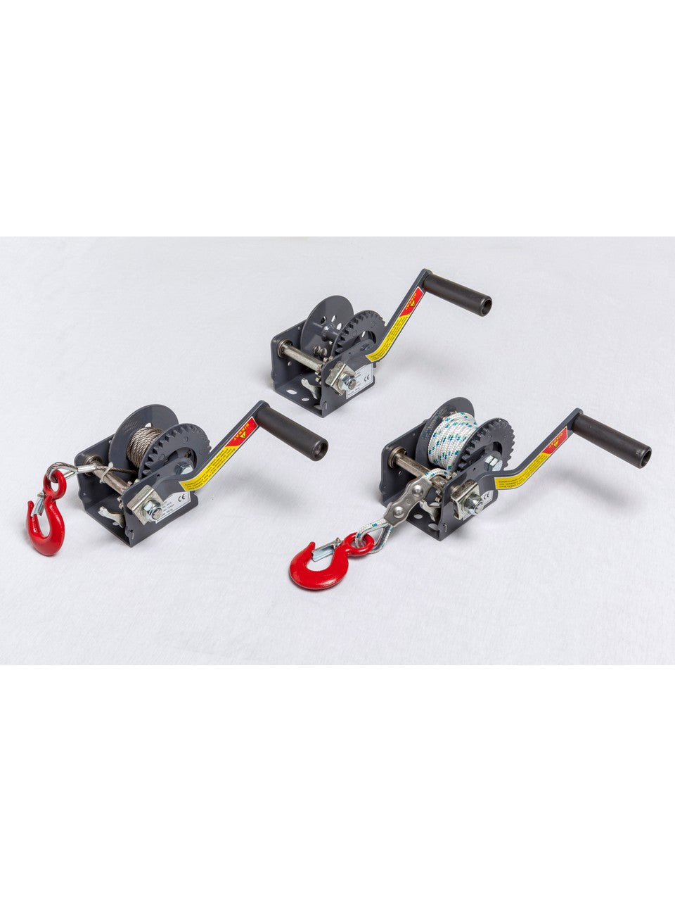 Steel wire rope hand winch 250 kg 12 m galvanized brake system ergonomic handle lifting and pulling tool