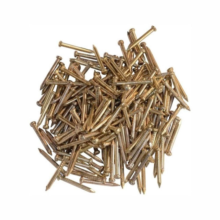 Yellow zinc-plated steel nails